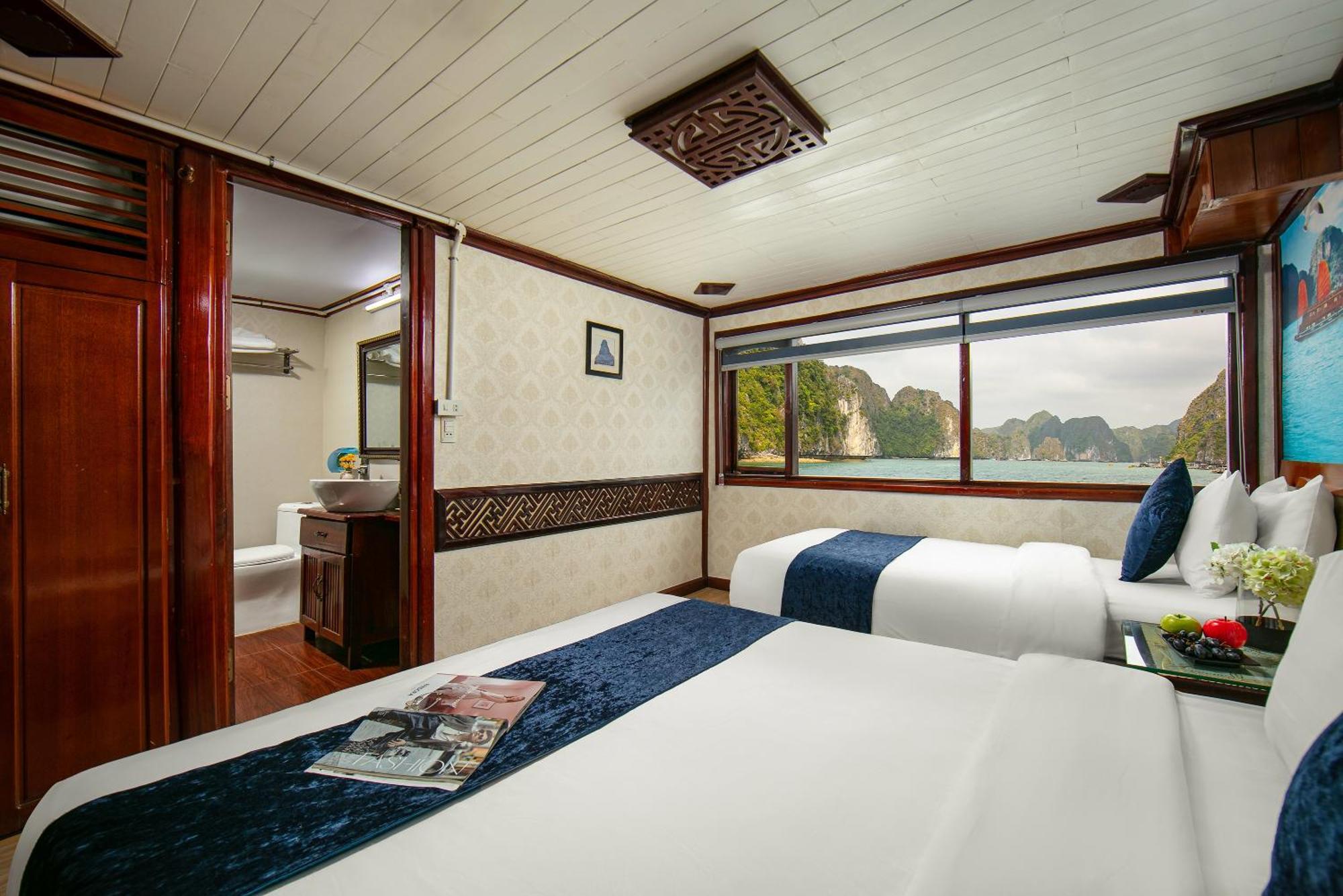 Fantasea Imperial Cruise Hotel Ha Long Exterior photo